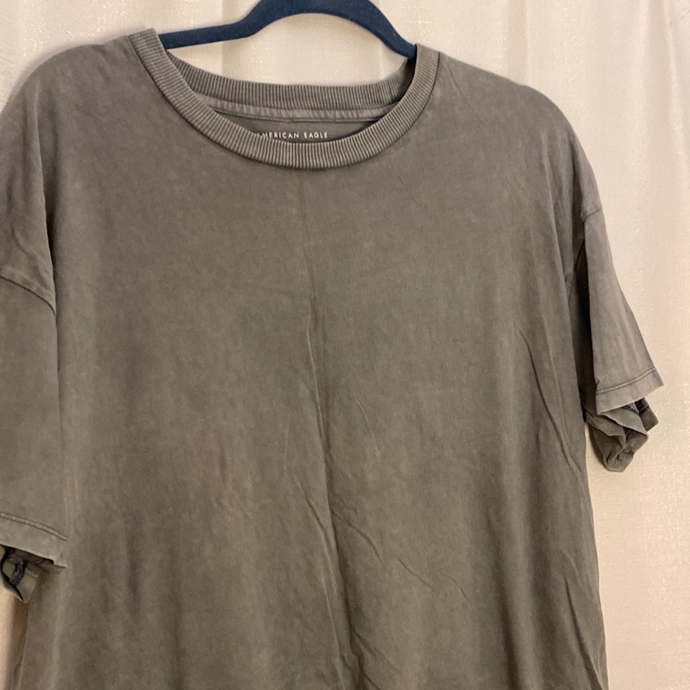 American Eagle oversized green T-shirt